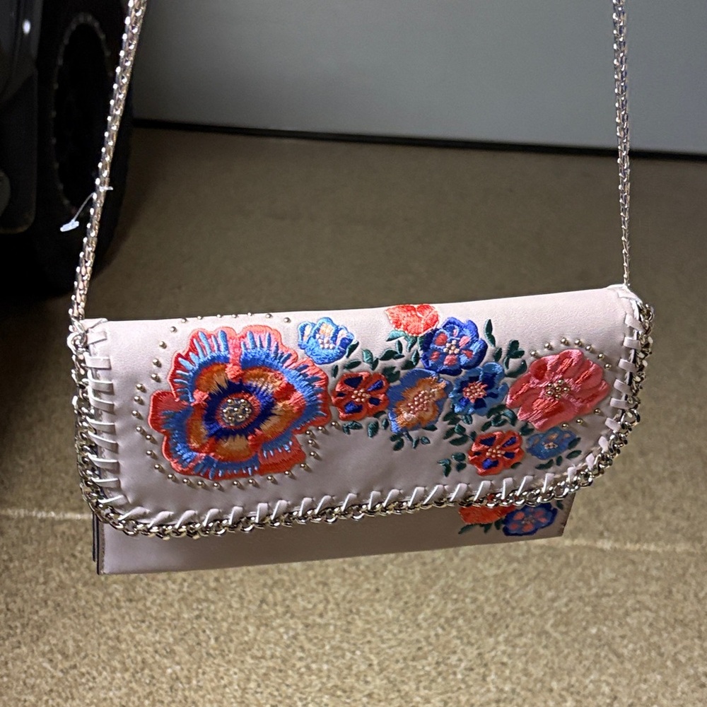 TOPSHOP Floral Embroidered Chain Strap Bag